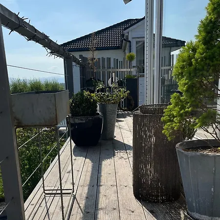 Sentrumsnaer Leilighet M/panorama Utsikt, Gode Solforhold Og Flott Uteomrade Apartment Stavanger